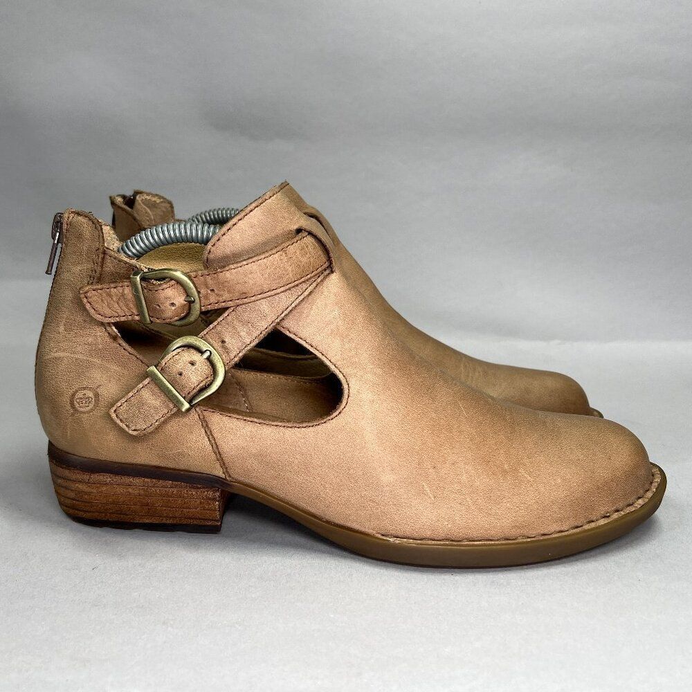 Born Women's Size 8.5 Brown Leather Ankle Boots